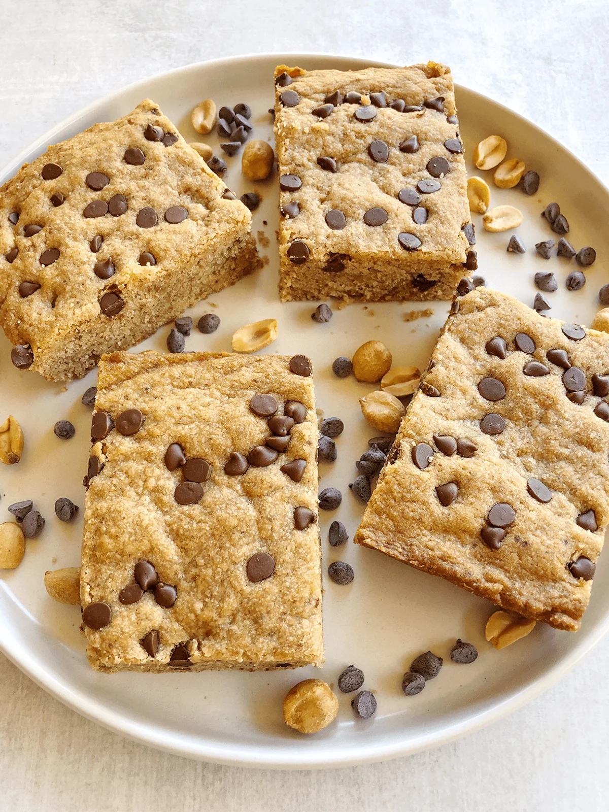 Vegan Blondies with Peanut Butter