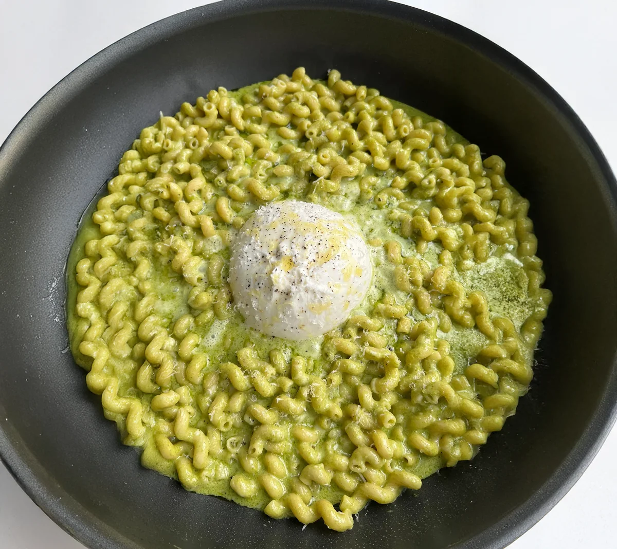 Creamy Pesto Burrata Pasta