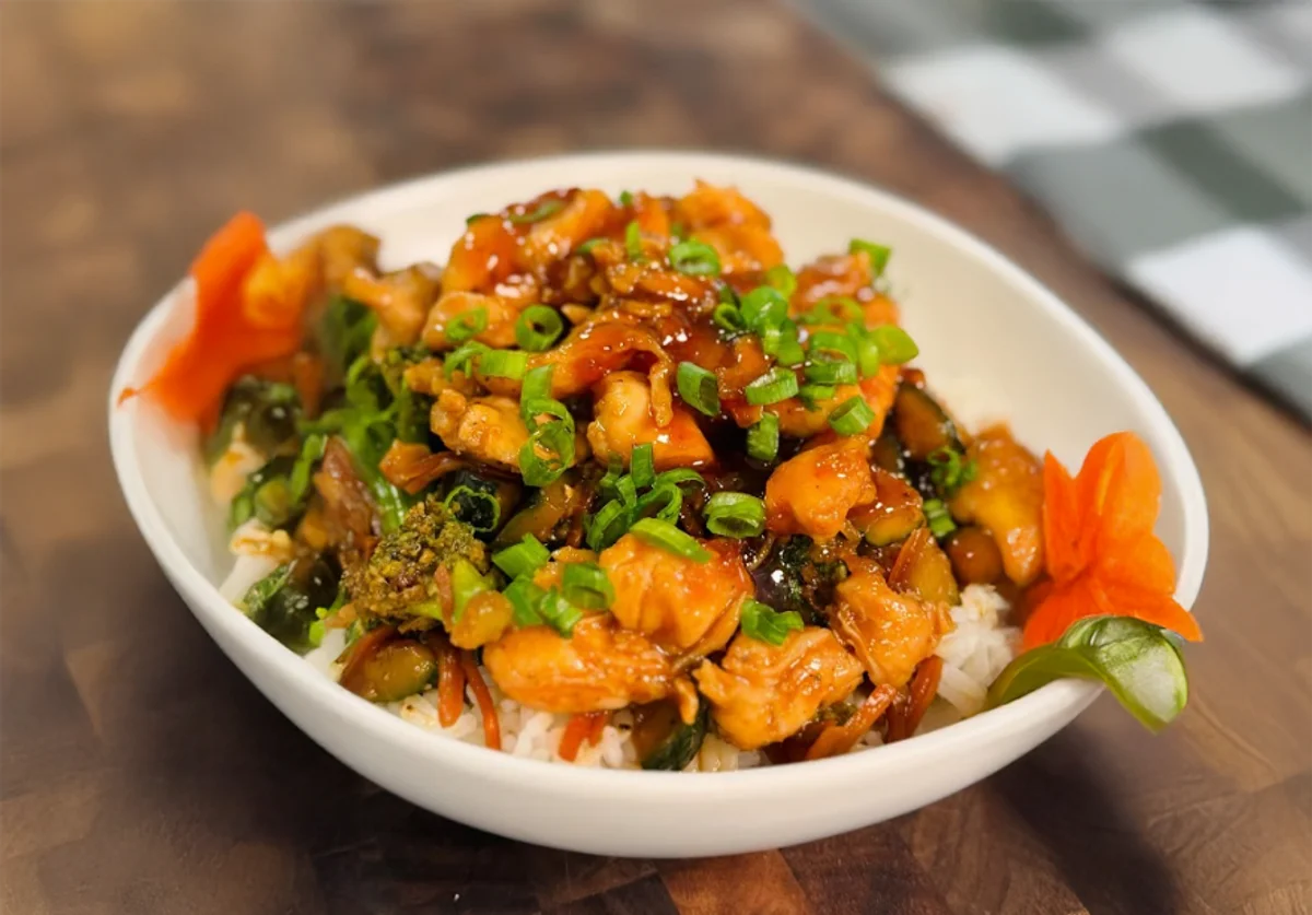 High Protein Spicy Honey Garlic Chicken Bowl
