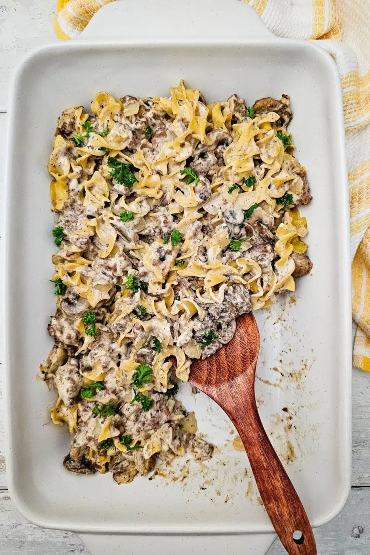 Easy Ground Beef Stroganoff Casserole