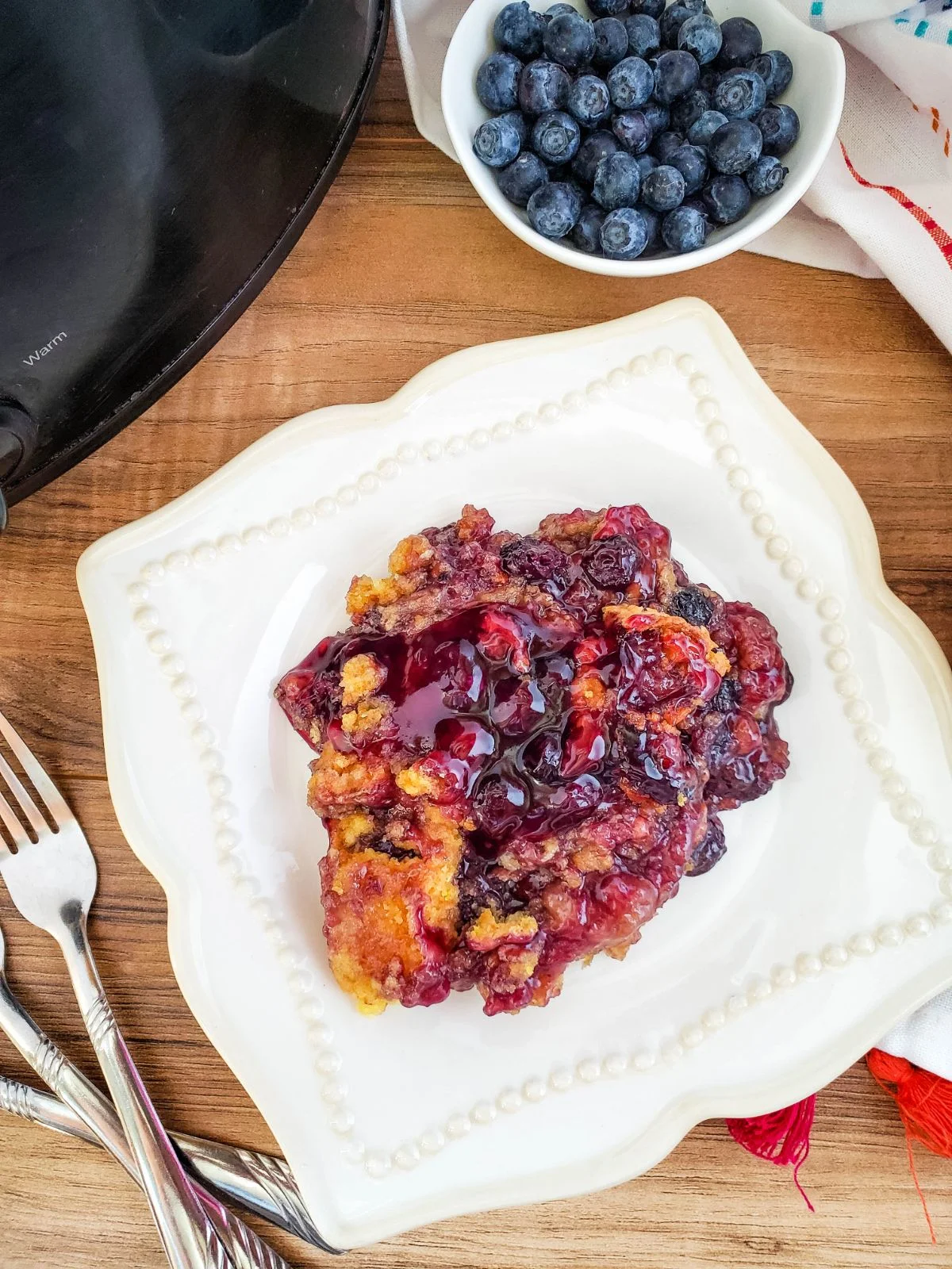 Crockpot Blueberry Lemon Dump Cake