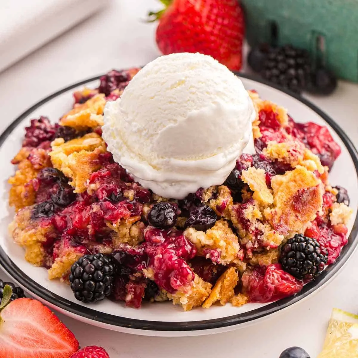 5-Ingredient Berry Cobbler with Cake Mix