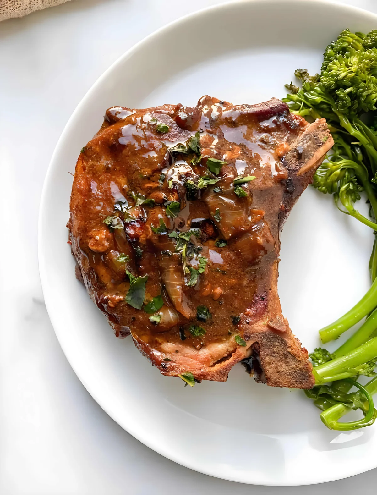 Whole30 Balsamic Pork Chops