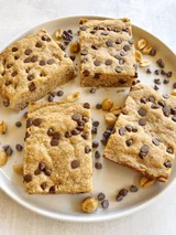 Vegan Blondies with Peanut Butter