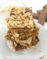 Twix Oatmeal Caramel Bars