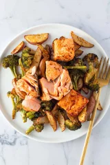 Salmon with Pesto Potatoes & Brokkoli