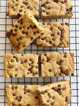 Vegan Blondies with Peanut Butter