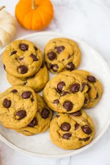 Vegan Pumpkin Chocolate Chip Cookies