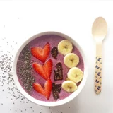 Berry Chia Smoothie Bowl