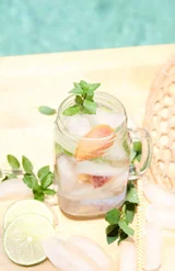 Peach Mojitos