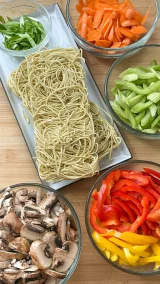 Easy Chicken Lo Mein