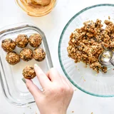 No-Bake Oatmeal Raisin Cookie Balls