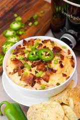Crockpot Jalapeño Popper Dip with Bacon