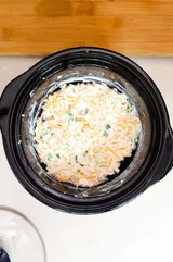 Crockpot Jalapeño Popper Dip with Bacon