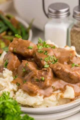 Slow Cooker Beef Tips and Gravy