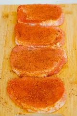 One Pan Creamy Garlic Pork Chops