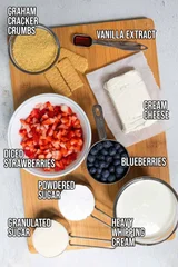 No Bake Berry Cheesecake Cups
