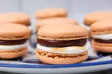 S'mores Macarons Recipe