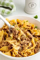 One Pot Ground Beef Egg Noodles