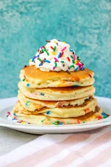 Easy Funfetti Cake Mix Pancakes