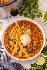 Slow Cooker Chicken Tortilla Soup