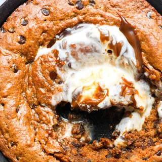 Pumpkin Skillet Cookie