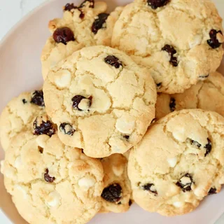 White Cranberry Chocolate Chip Cookies
