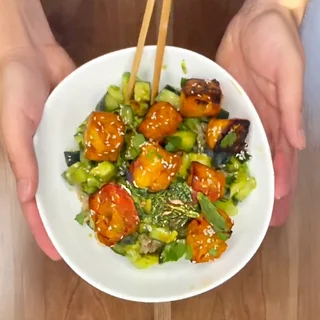 High Protein Salmon Rice Bowls