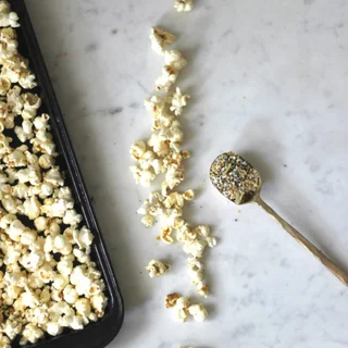 Everything Bagel Popcorn