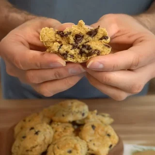 High Protein Chocolate Chip Peanut Butter Cookies