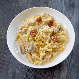 Crispy Chicken Mac & Cheese