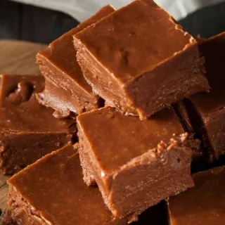 Easy Microwave Fudge (2 ingredients)