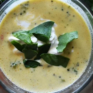 Instant Pot Broccoli Cheese Soup