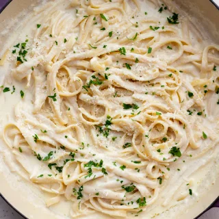 Easy Creamy Homemade Alfredo Sauce