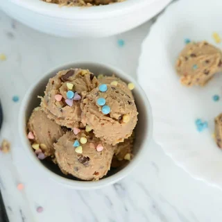 No Bake Cookie Dough Bites