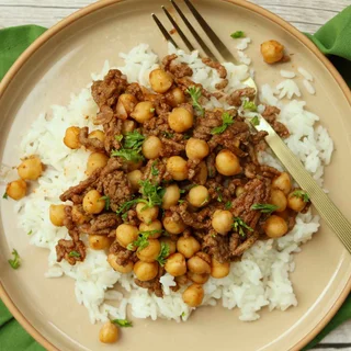 Middle Eastern–Spiced Ground Beef and Chickpeas