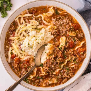 Slow Cooker Lasagna Soup