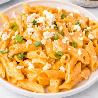 Cheesy Buffalo Chicken Pasta