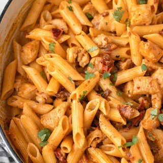 Creamy Chipotle Chicken Pasta