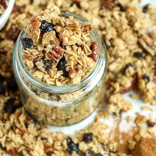 Cinnamon Cranberry Pecan Granola
