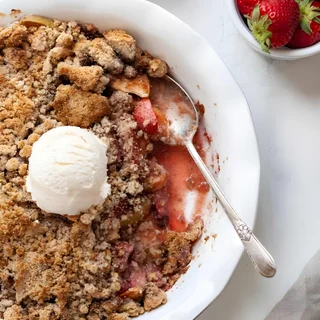 Apple Strawberry Crumble (Gluten Free)