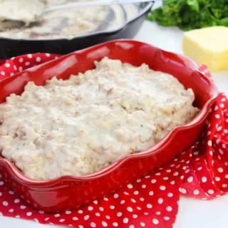 Homemade Country Gravy with Sausage