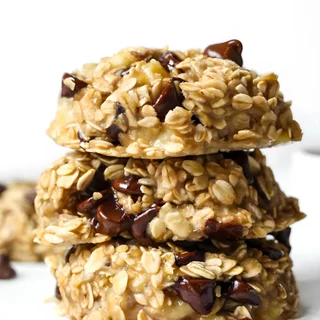 3 Ingredient Banana Oatmeal Cookies