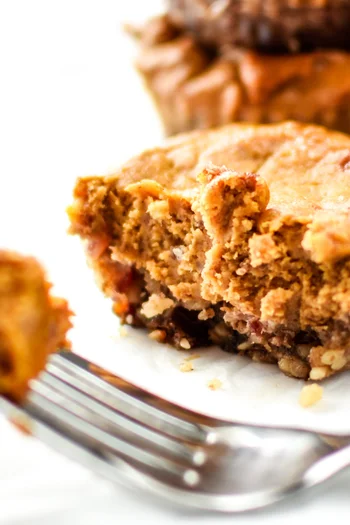 Fruit-Sweetened Mini Pumpkin Pies