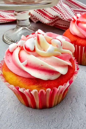 Candy Cane Cupcakes