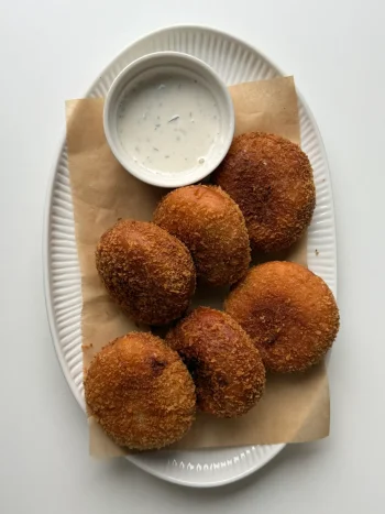 Crispy Cheeseburger Croquette Breads