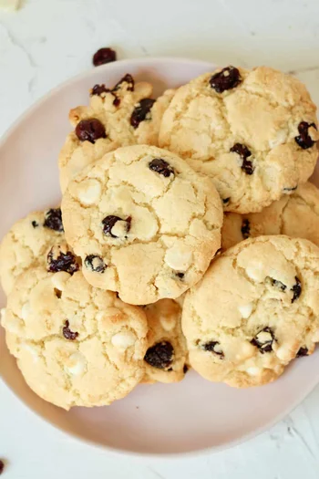White Cranberry Chocolate Chip Cookies