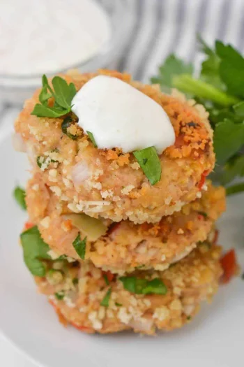 Tuna Cakes with Garlic Lemon Aioli