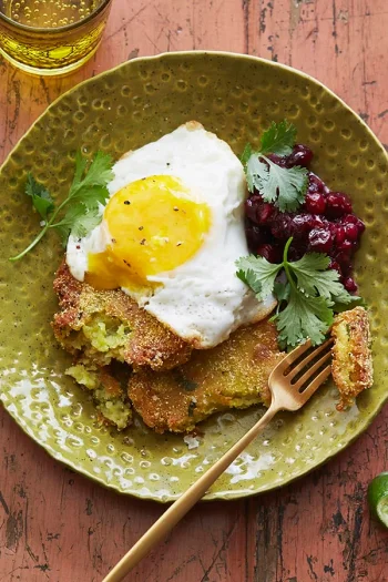 Aloo Tikki Eggs Benny
