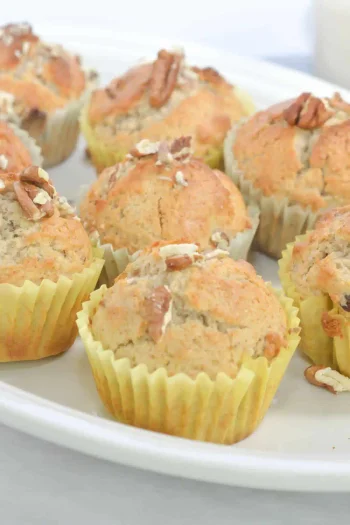 Cinnamon Muffins with Pecans